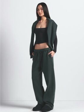 SKIMS Spruce Green Cotton Fleece Straight Leg Pants